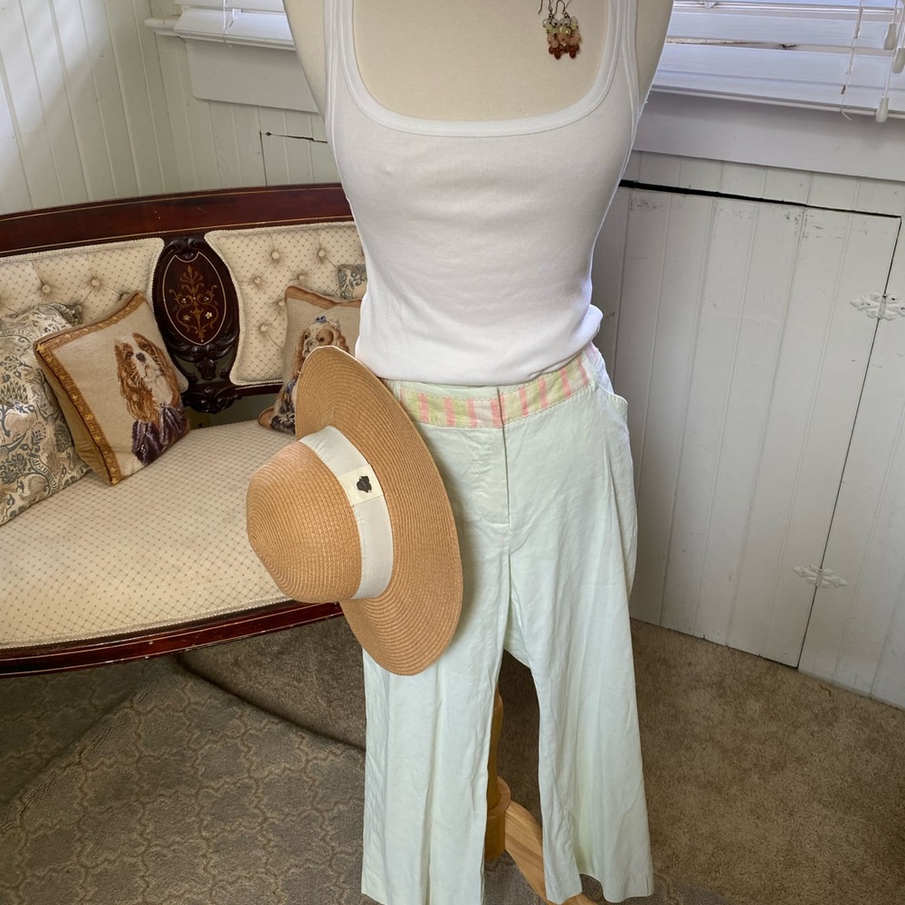 Ellie Tahari Light Green cropped Pants with multi -color waist band